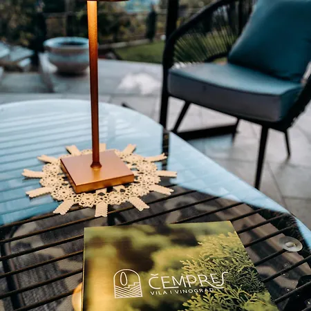 Willa The Cypress & Vineyard Ii Sremska Kamenica